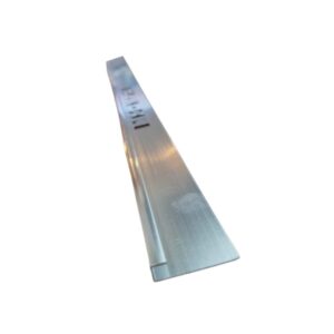 FARQUILLA METALICA TERMIN CUADRADA P/PANEL PVC CELOSIAS (2.40MTS)